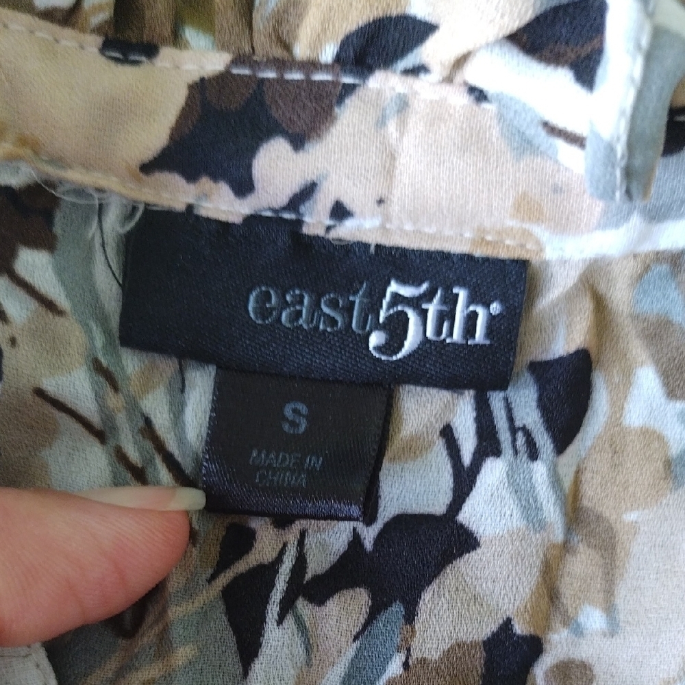 Zara Women's Ruffled Blouse - Cream and Black - Picture 9 of 13